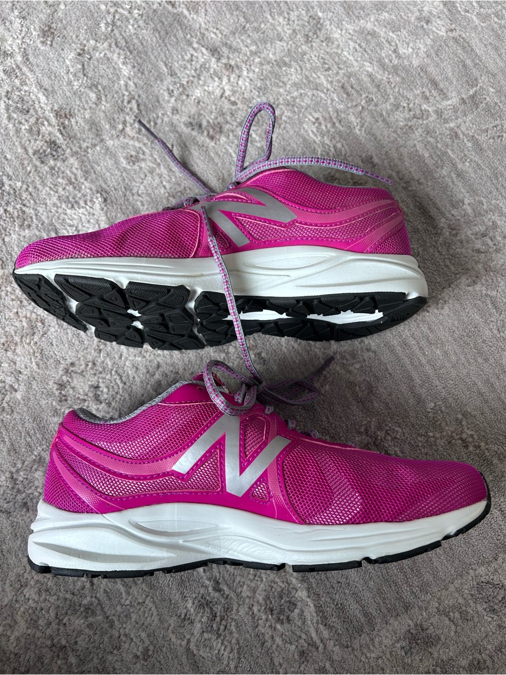 NWOB New Balance 580 V5 Womens Techride Athletic Running Shoe Fushia Gray  Sz 7 - Picture 4 of 8